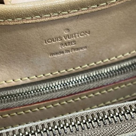 Louis Vuitton Monogram Etoile GM  (RARE) - Picture 10 of 16